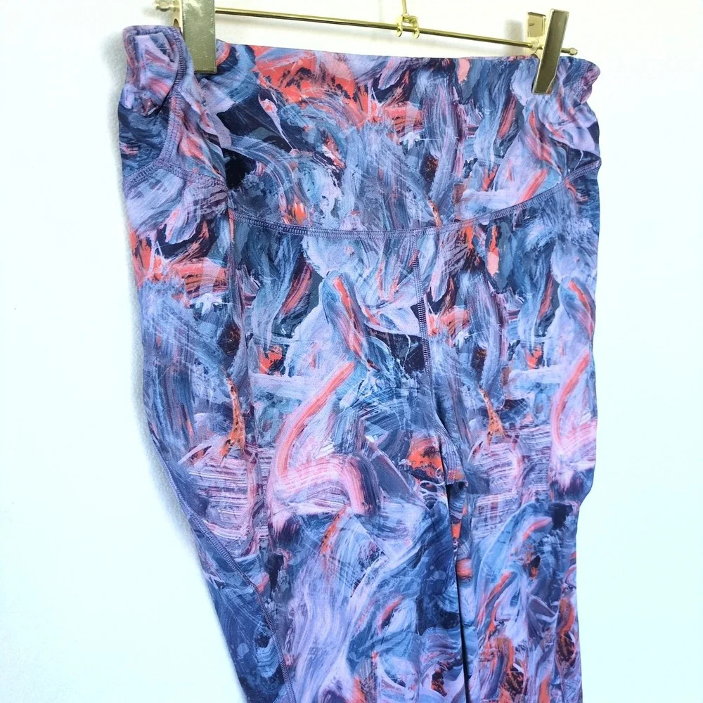 Lululemon Base‎ Pace High-Rise Tight Women Size 14 Purple Abstract Leggings 31